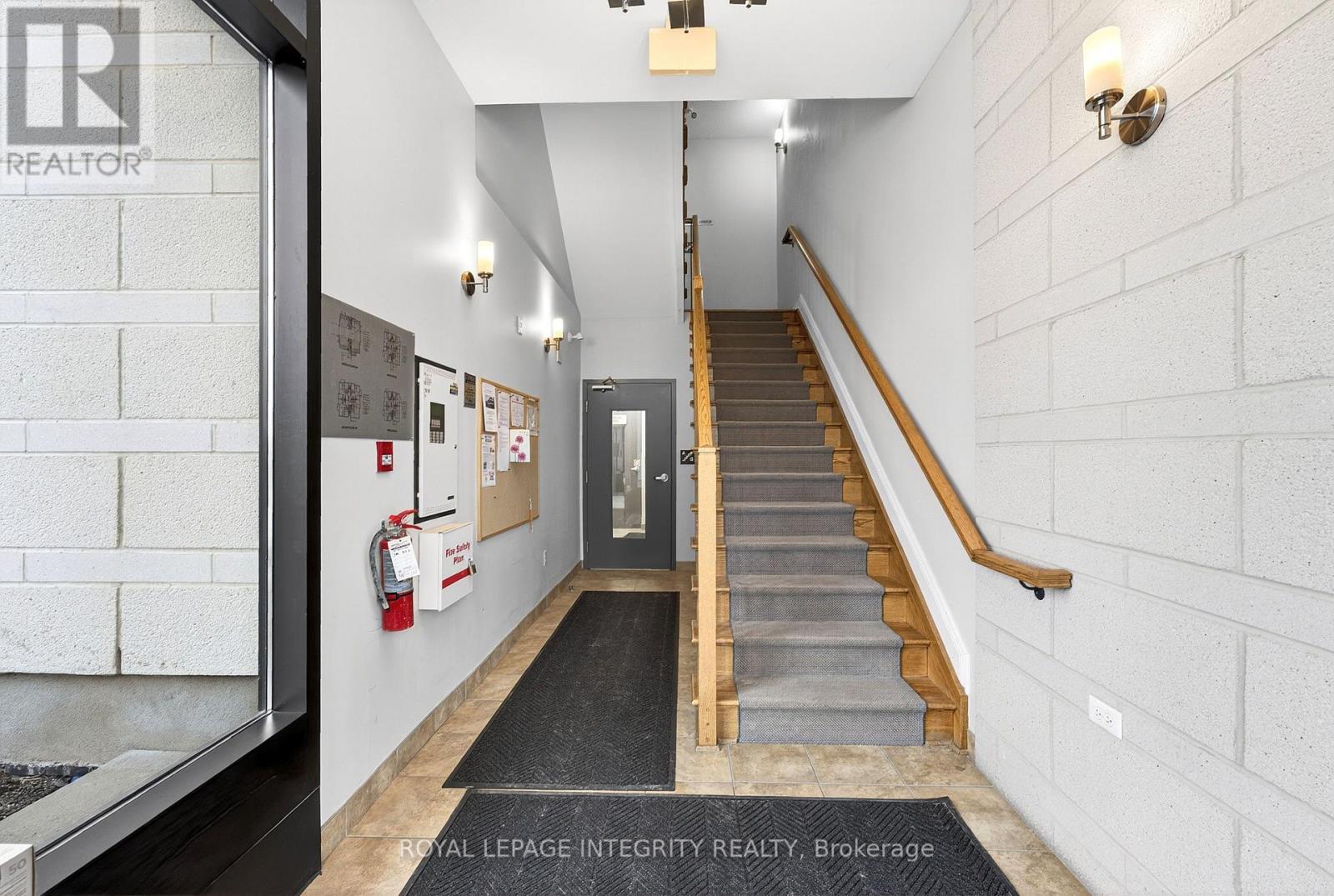 101 - 150 Guelph Private, Ottawa, Ontario  K2T 0J3 - Photo 6 - X12987742