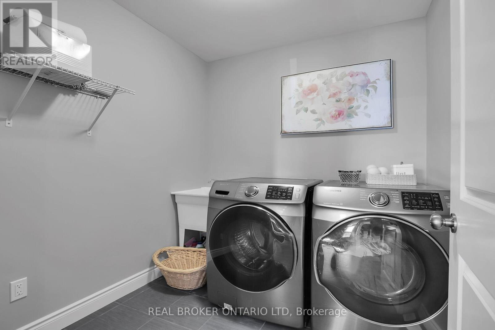 27 Glenwood Street, St. Thomas, Ontario  N5R 0G3 - Photo 32 - X12889270