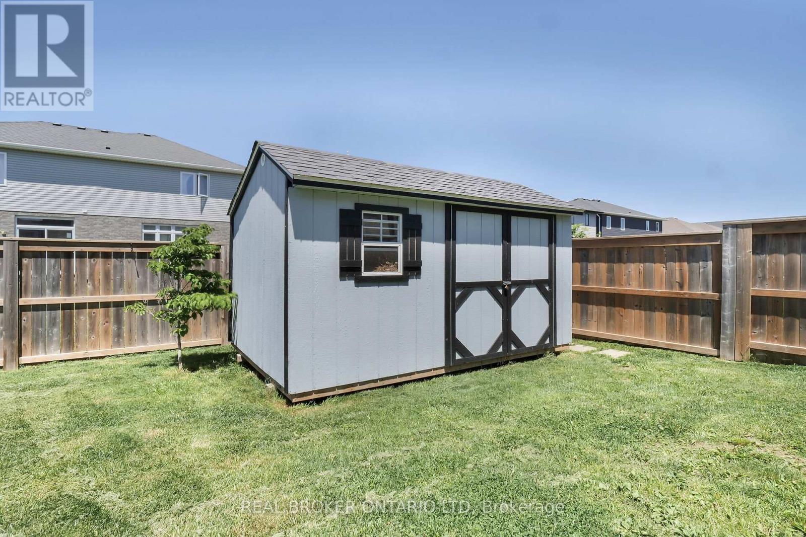 27 Glenwood Street, St. Thomas, Ontario  N5R 0G3 - Photo 46 - X12889270