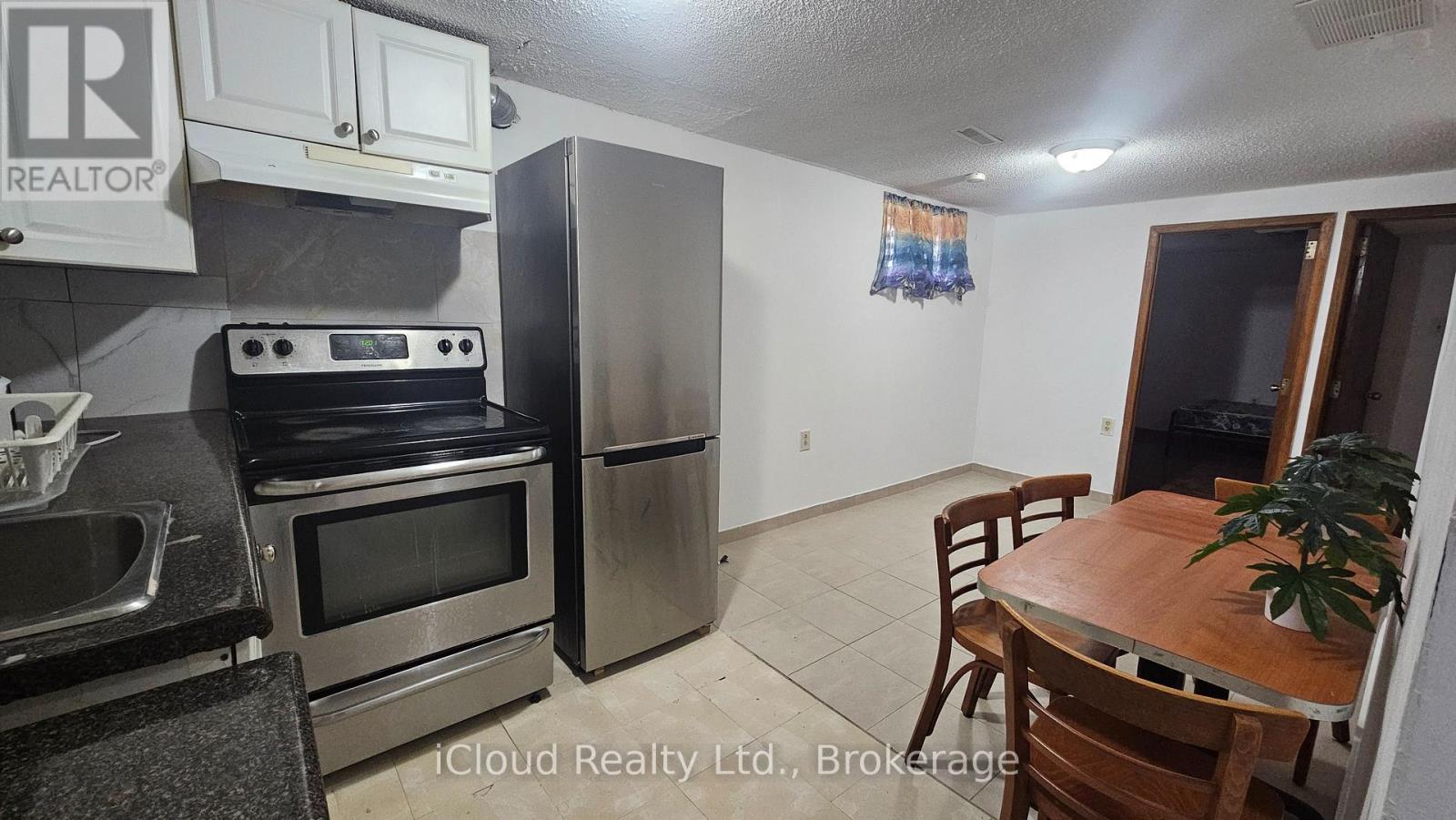 BSMNT - 39 FREY CRESCENT, Toronto, Ontario