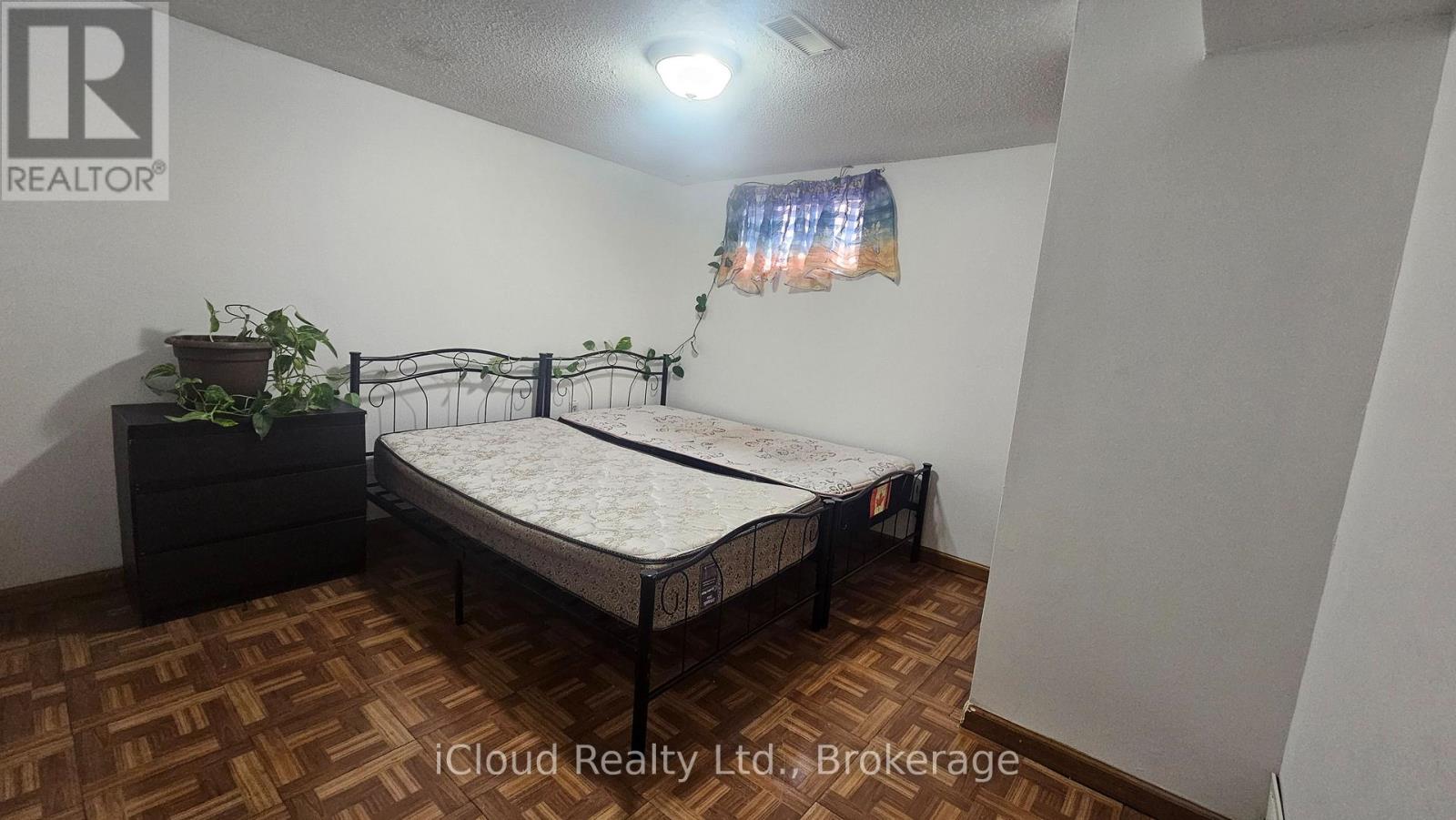 Bsmnt - 39 Frey Crescent, Toronto, Ontario  M1R 2C5 - Photo 4 - E12987748