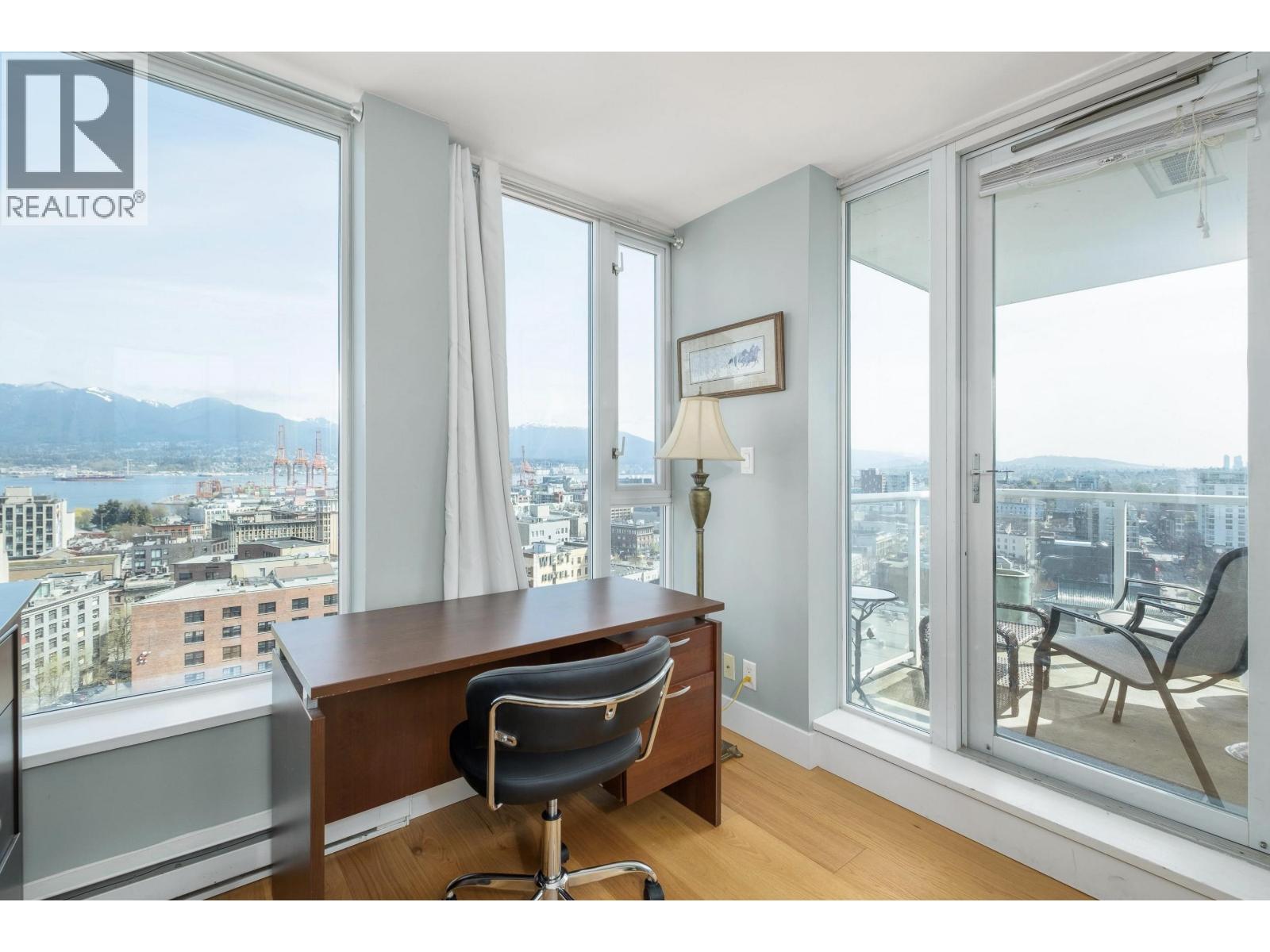 2107 550 Taylor Street, Vancouver, British Columbia  V6B 1R1 - Photo 13 - R3085120