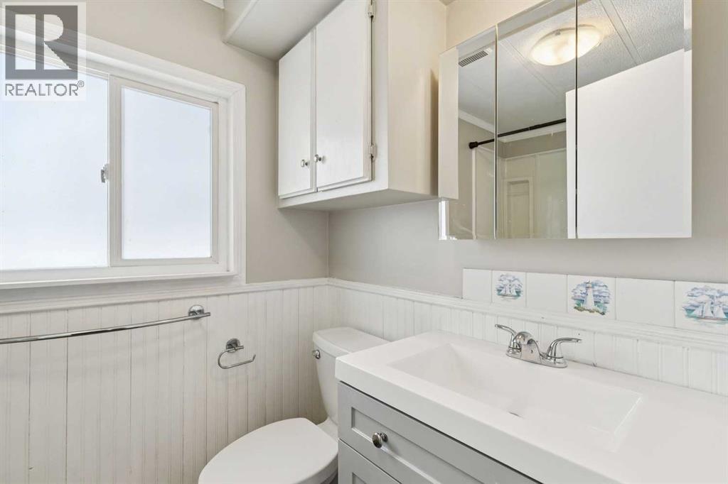 381 Big Springs Drive Se, Airdrie, Alberta  T4A 1A5 - Photo 17 - A2299708