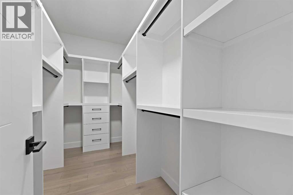 8112 Bowness Road NW, Calgary, Alberta  T3B 0H6 - Photo 17 - A2301031