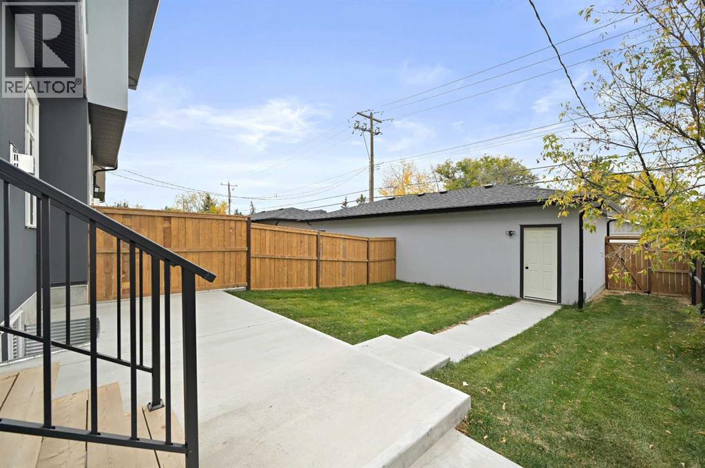 8112 Bowness Road NW, Calgary, Alberta  T3B 0H6 - Photo 32 - A2301031