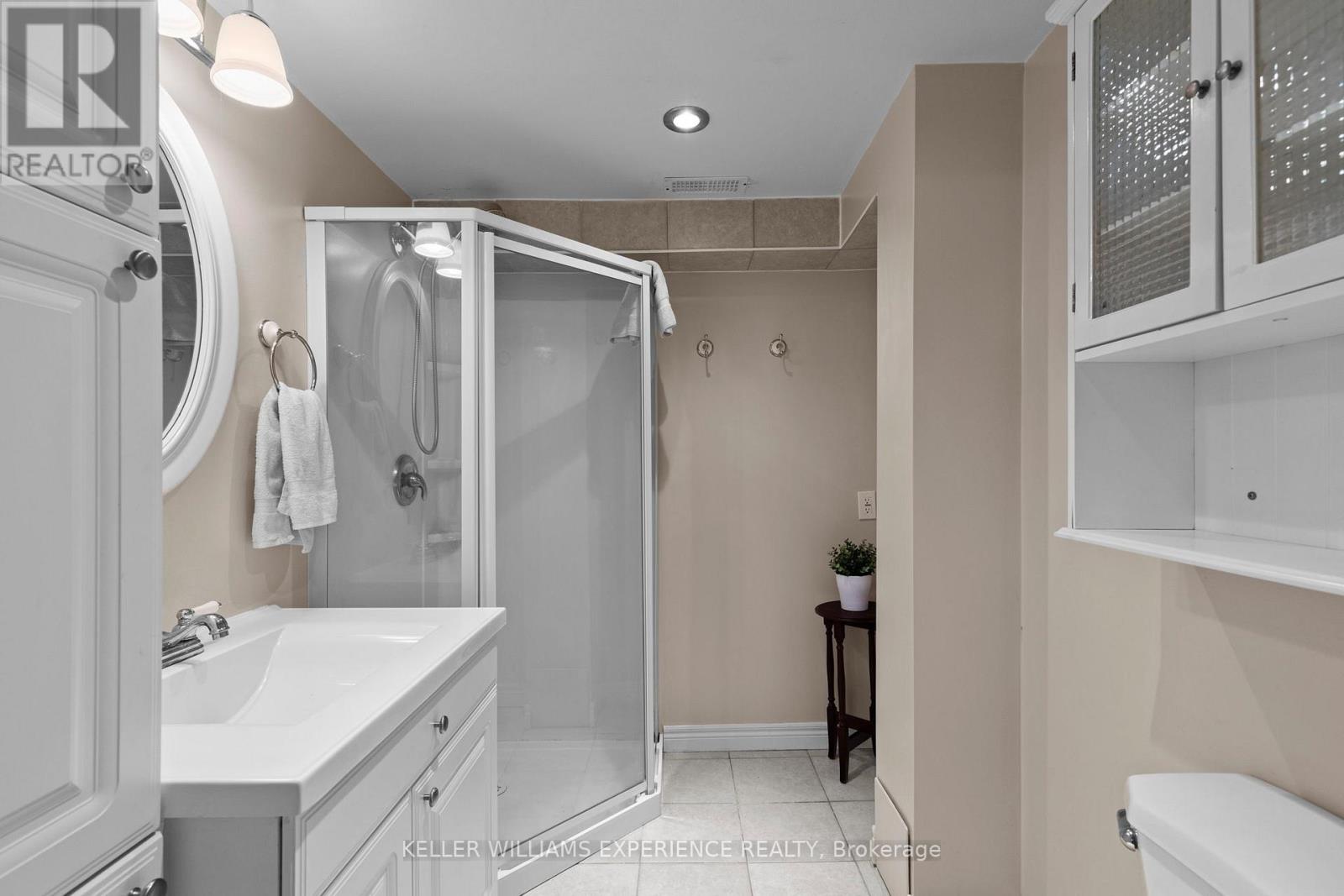 5 Laurie Crescent, Barrie, Ontario  L4M 6C7 - Photo 23 - S12987732