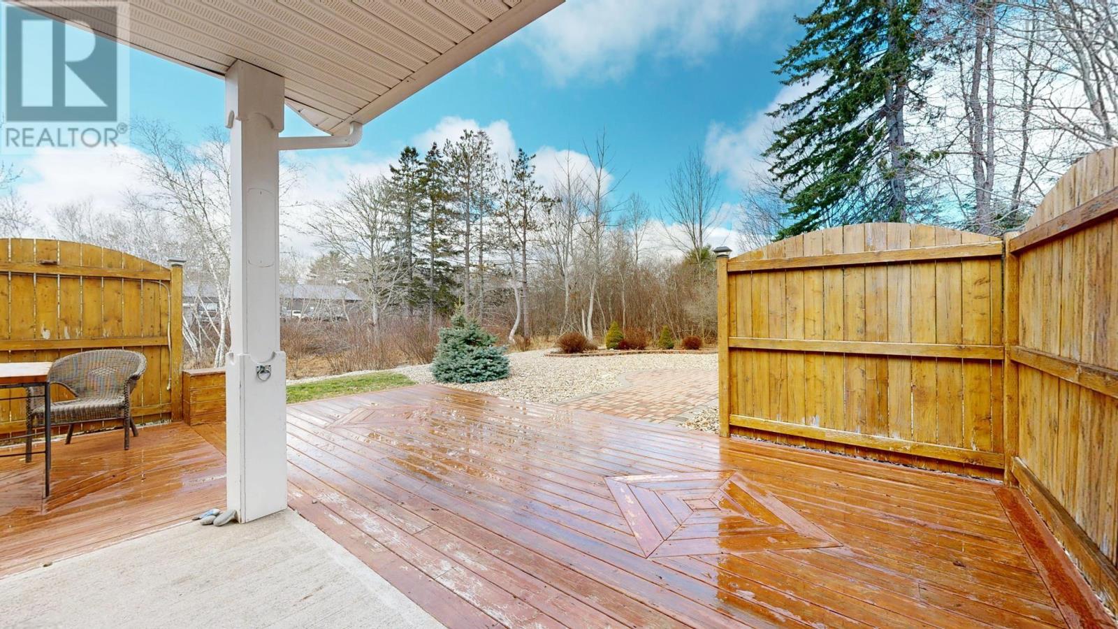 318 Victoria Road, Bridgewater, Nova Scotia  B4V 2P1 - Photo 4 - 202607068