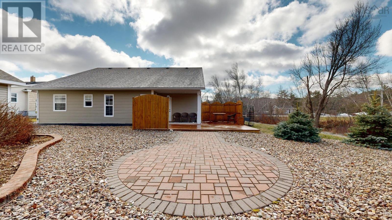 318 Victoria Road, Bridgewater, Nova Scotia  B4V 2P1 - Photo 41 - 202607068