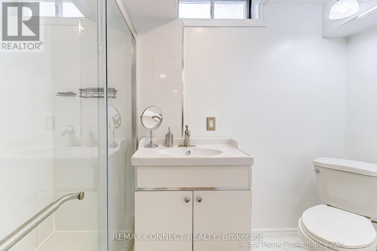 4 Mayflower Street S, Whitby, Ontario  L1N 8B1 - Photo 21 - E12987284