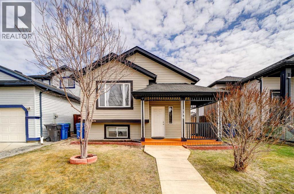 136 Jessie Robinson Close N, Lethbridge, Alberta