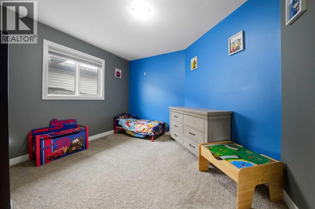 226 Livingston Close, Red Deer, Alberta  T4R 0S8 - Photo 12 - A2300040