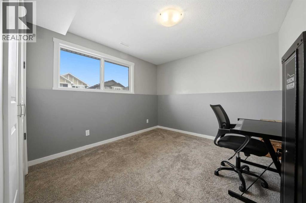 226 Livingston Close, Red Deer, Alberta  T4R 0S8 - Photo 16 - A2300040