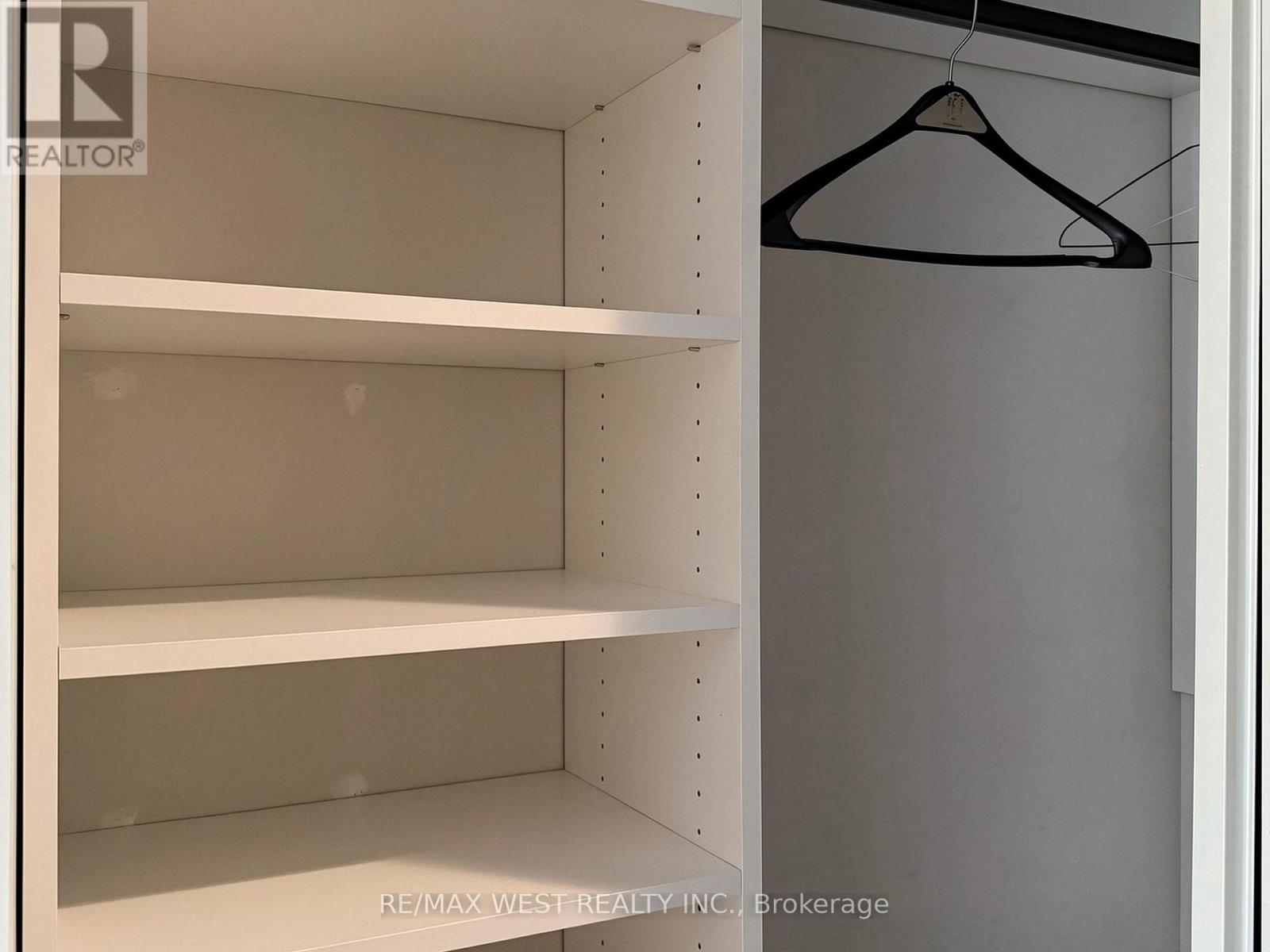 211 - 725 King Street W, Toronto, Ontario  M5V 2W9 - Photo 7 - C12987754