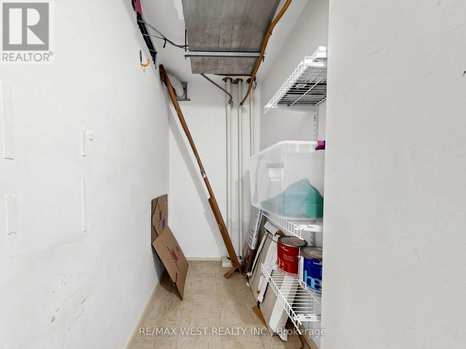 211 - 725 King Street W, Toronto, Ontario  M5V 2W9 - Photo 8 - C12987754