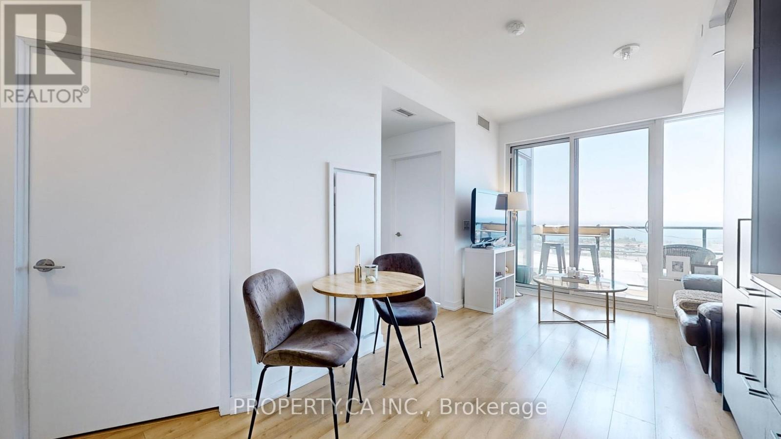 2012 - 135 East Liberty Street, Toronto, Ontario  M6K 0G7 - Photo 10 - C12987766