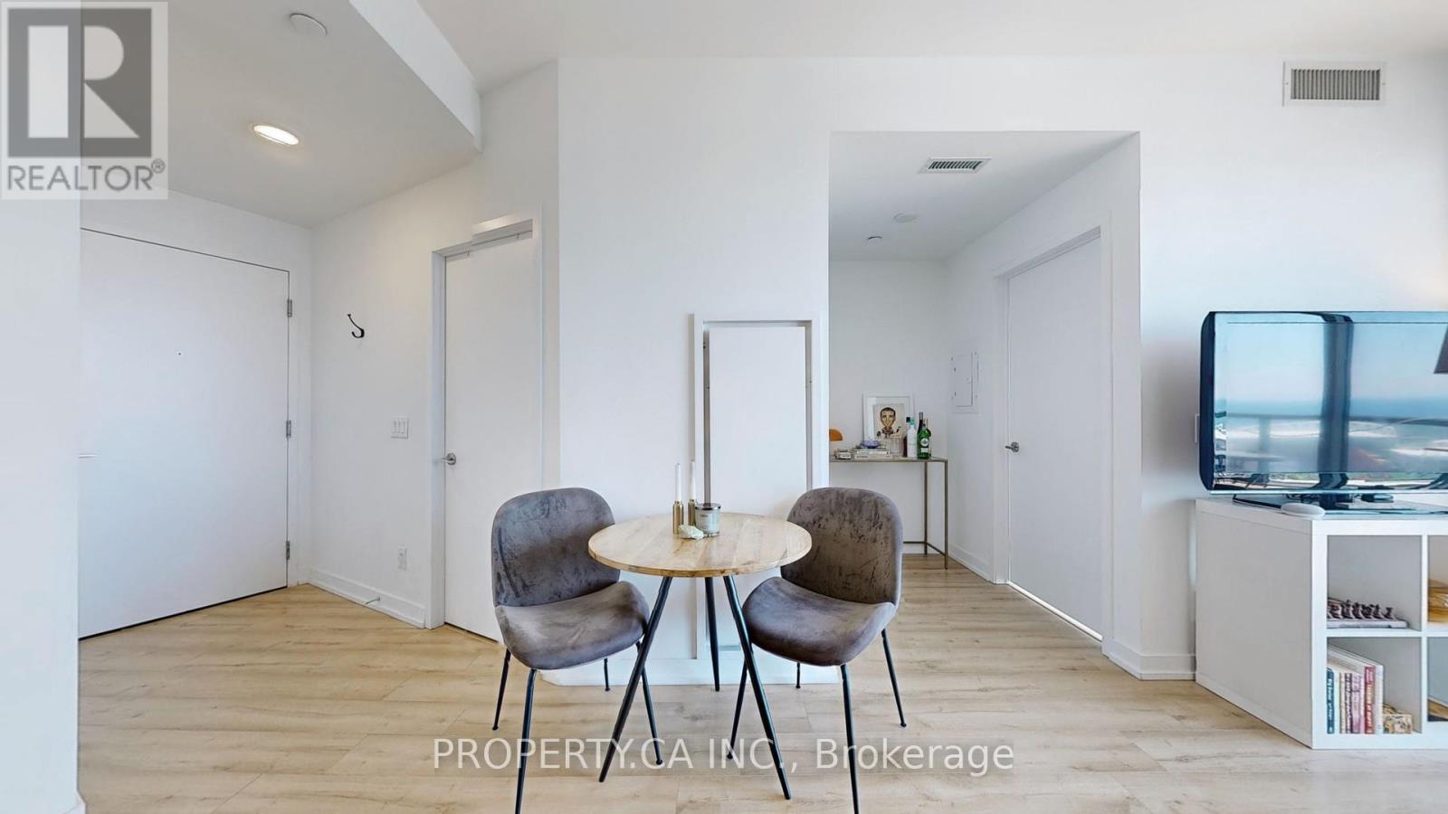 2012 - 135 East Liberty Street, Toronto, Ontario  M6K 0G7 - Photo 11 - C12987766