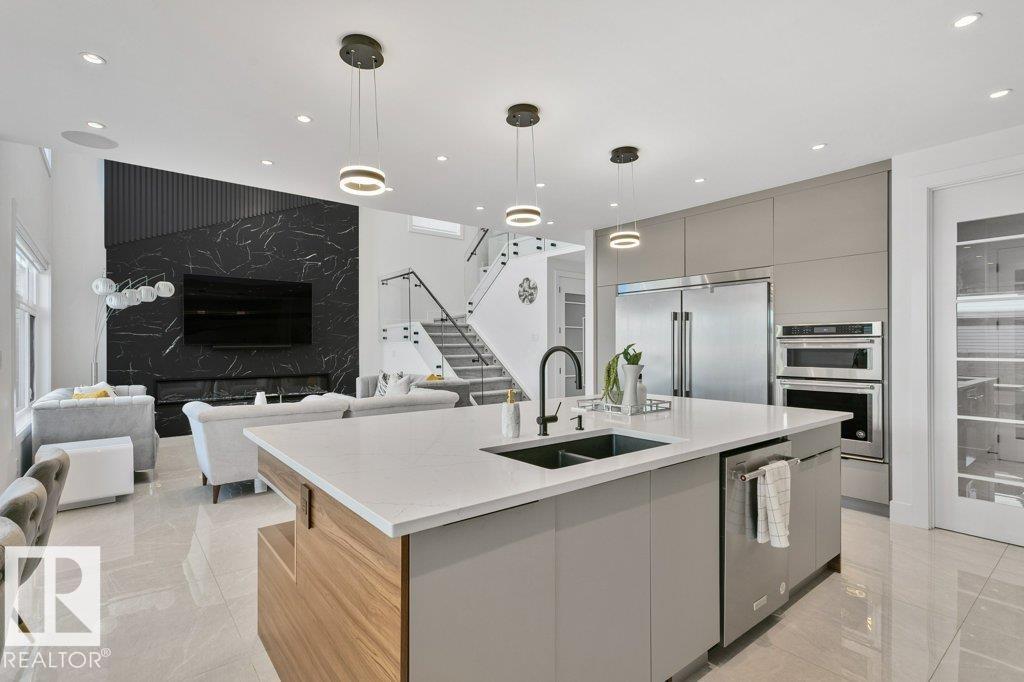 2942 Kostash Dr SW, Edmonton, Alberta  T6W 3J8 - Photo 15 - E4478413