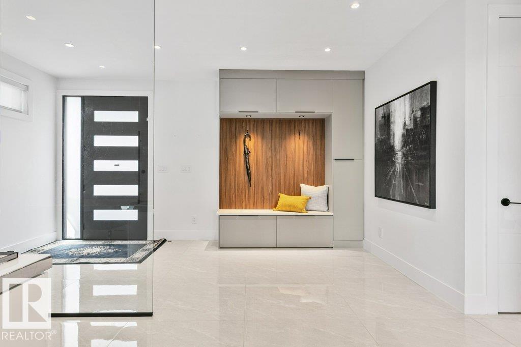 2942 Kostash Dr SW, Edmonton, Alberta  T6W 3J8 - Photo 3 - E4478413