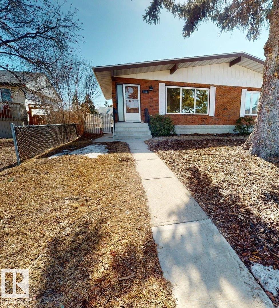 8515 86 AV NW, edmonton, Alberta