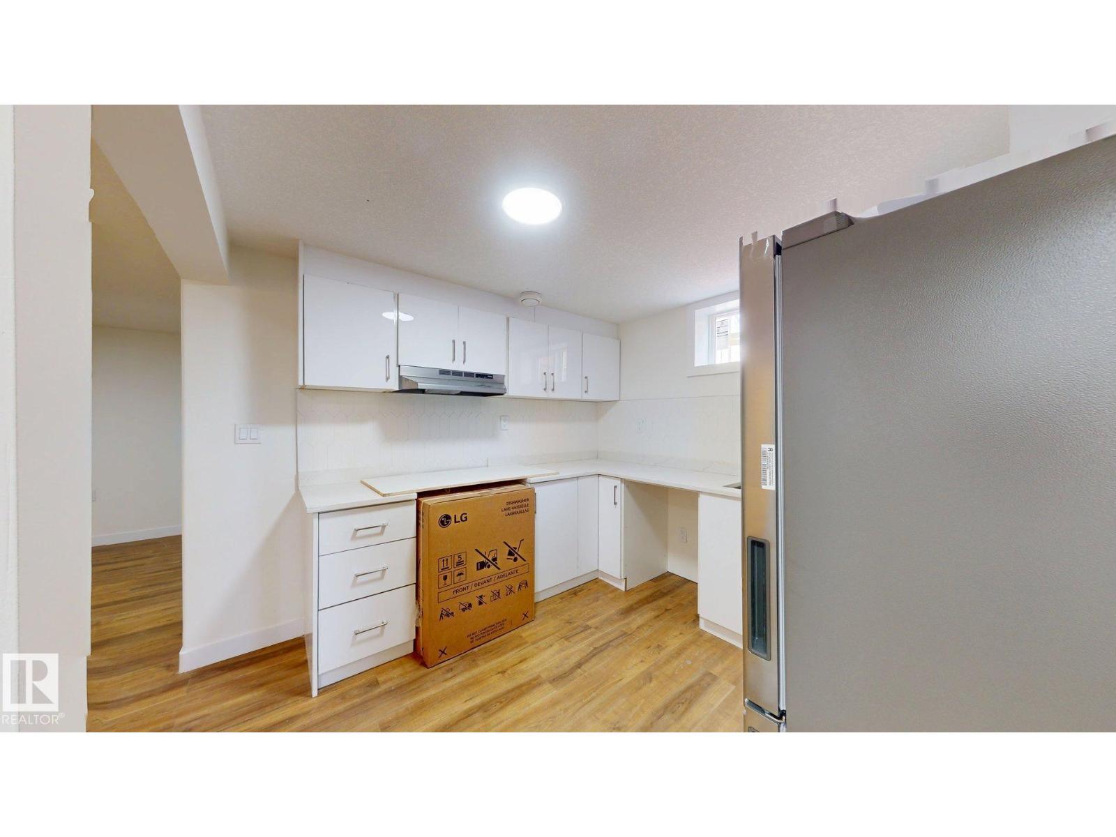 8515 86 Av Nw, Edmonton, Alberta  T6C 1J4 - Photo 29 - E4481929