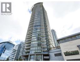 2204 2008 ROSSER AVENUE, Burnaby, British Columbia