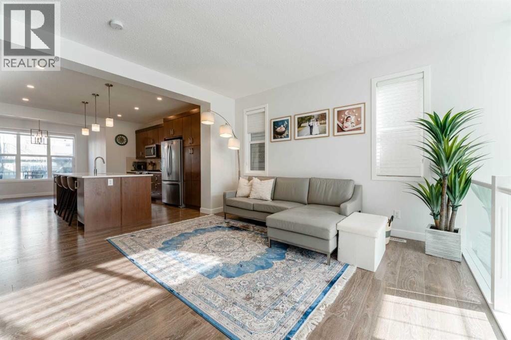 318 Masters Row SE, Calgary, Alberta  T3M 2T7 - Photo 4 - A2300506