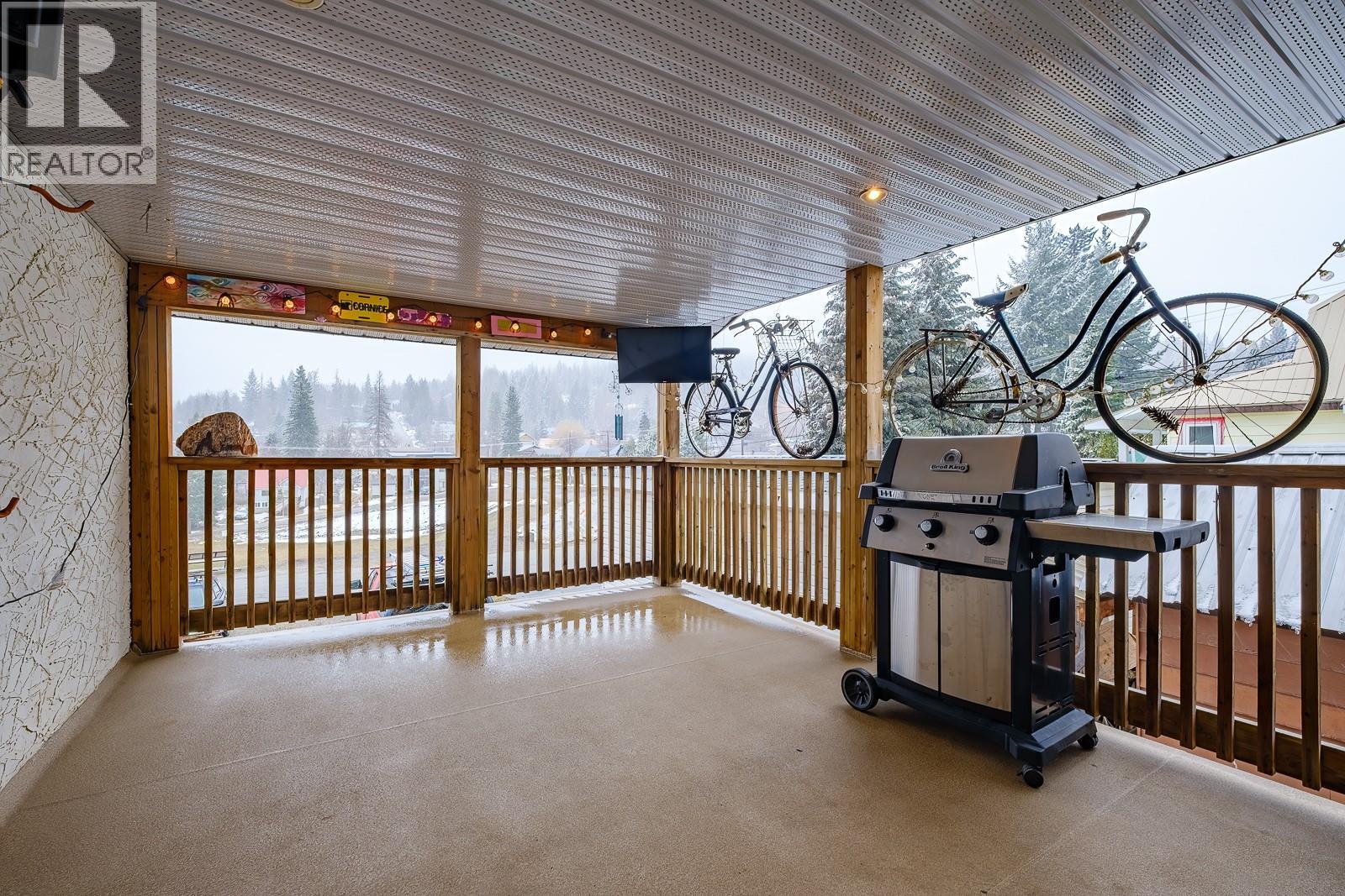 1730 Kootenay Avenue, Rossland, British Columbia  V0G 1Y0 - Photo 20 - 10380318