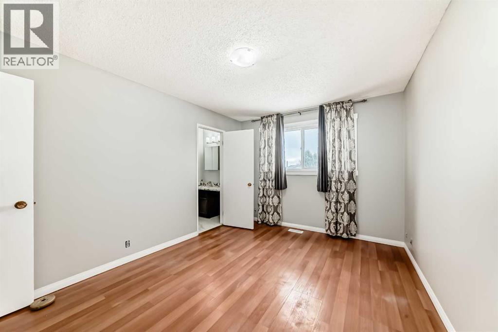 331 Bedford Place Ne, Calgary, Alberta  T3K 2K6 - Photo 13 - A2292781