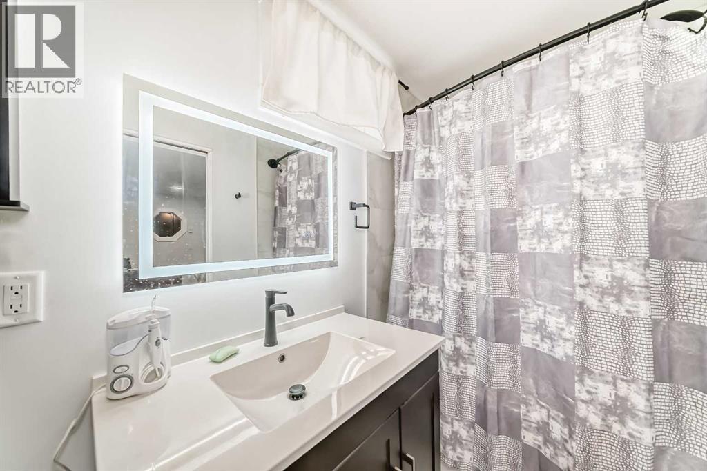 331 Bedford Place Ne, Calgary, Alberta  T3K 2K6 - Photo 28 - A2292781