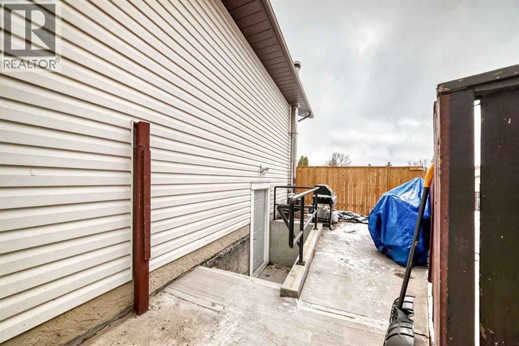 331 Bedford Place Ne, Calgary, Alberta  T3K 2K6 - Photo 31 - A2292781