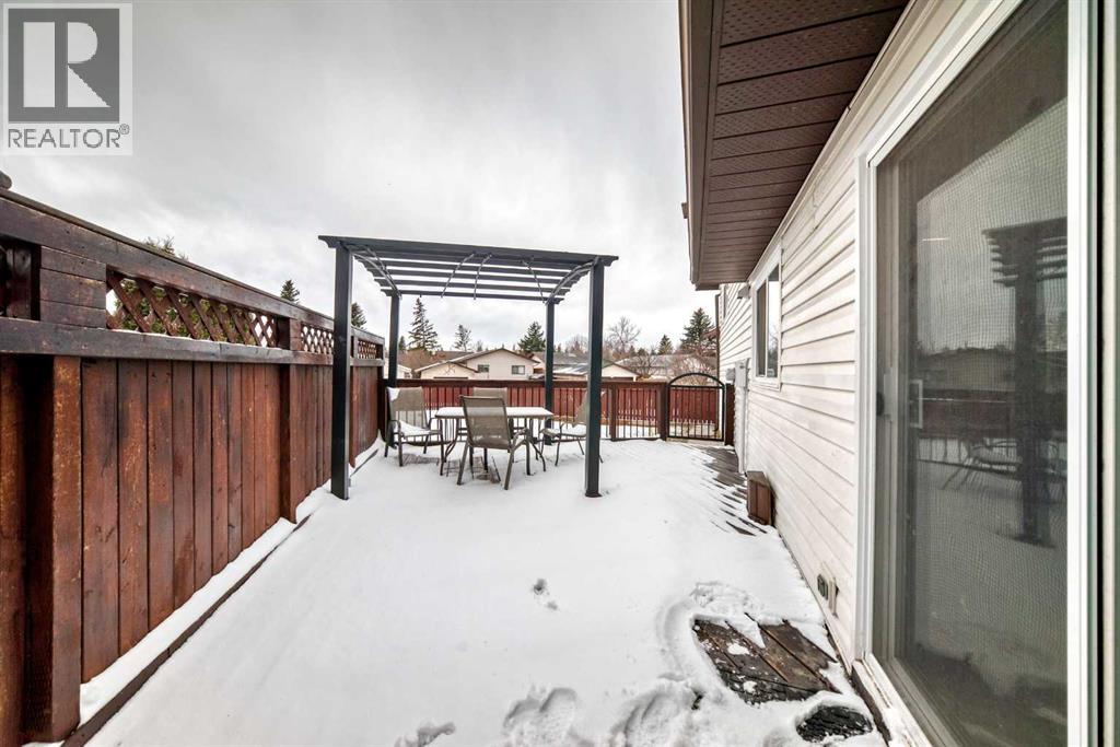 331 Bedford Place Ne, Calgary, Alberta  T3K 2K6 - Photo 34 - A2292781