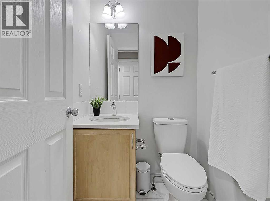 9 Royal Elm Mews NW, Calgary, Alberta  T3G 5P6 - Photo 15 - A2300636