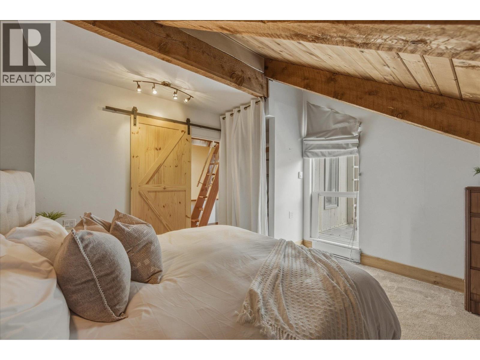 32 2301 Whistler Road, Whistler, British Columbia  V8E 0A6 - Photo 11 - R3110135