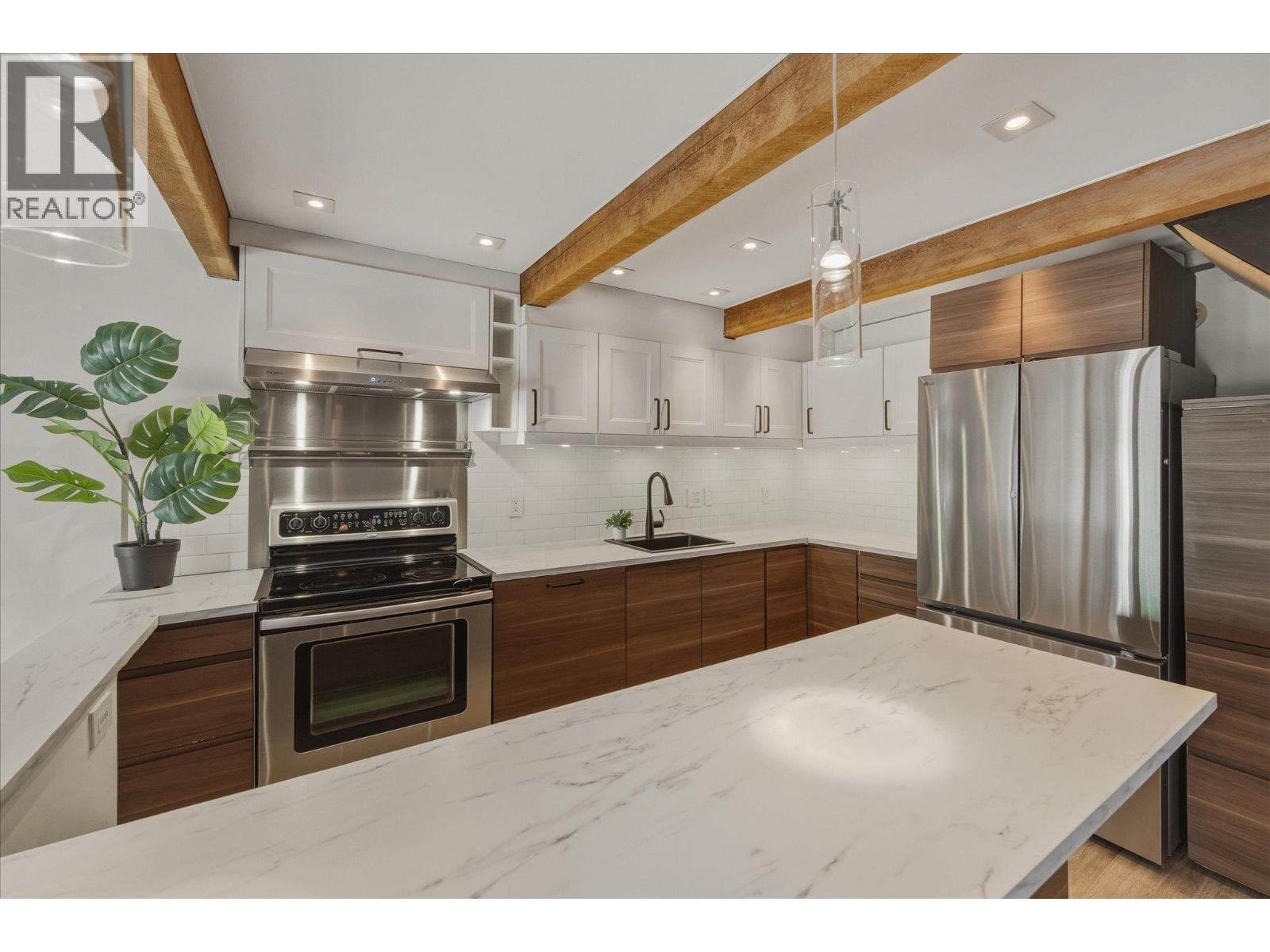 32 2301 Whistler Road, Whistler, British Columbia  V8E 0A6 - Photo 7 - R3110135