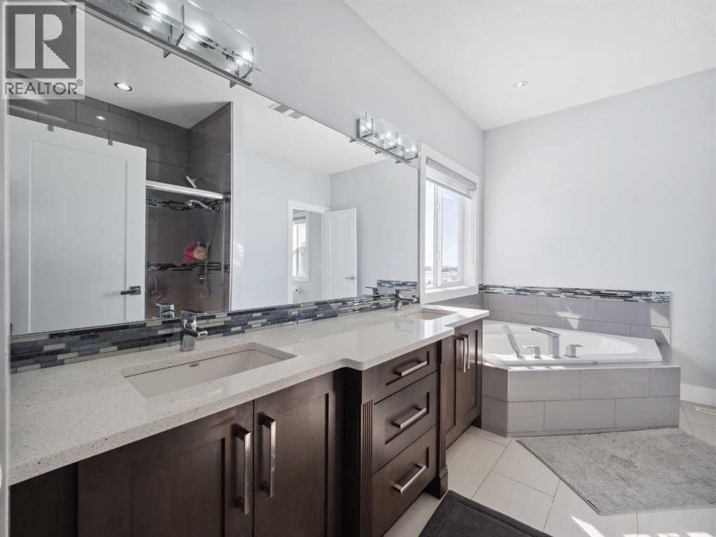 126 Cambridge Park Way, Rural Rocky View County, Alberta  T1Z 0A2 - Photo 31 - A2300594