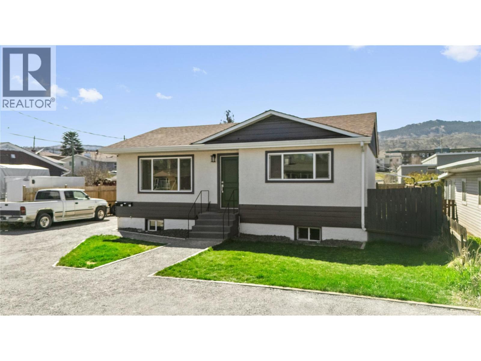 407/409 Mulberry Avenue, Kamloops, British Columbia