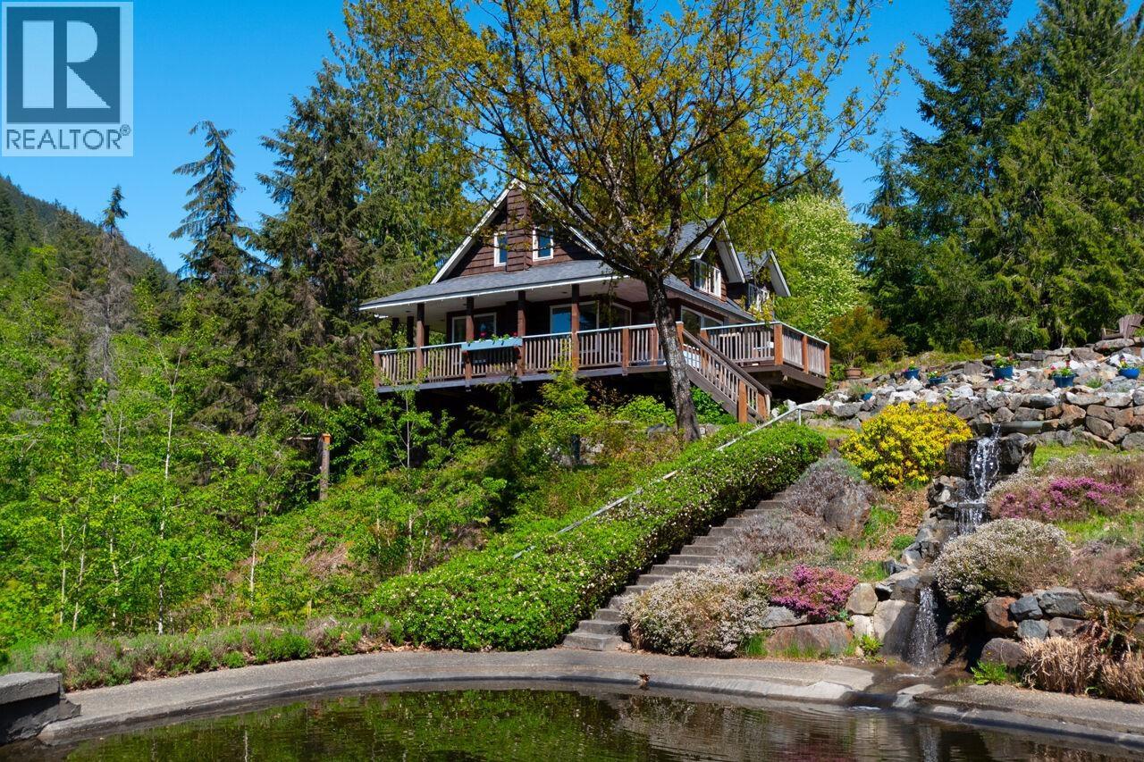 1293 WESTSIDE ROAD, Bowen Island, British Columbia