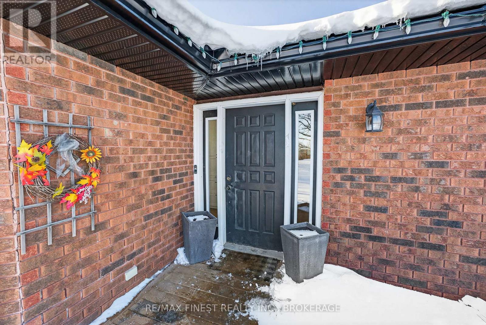 2055 Switzerville Road, Loyalist, Ontario  K7R 3K9 - Photo 38 - X12966452