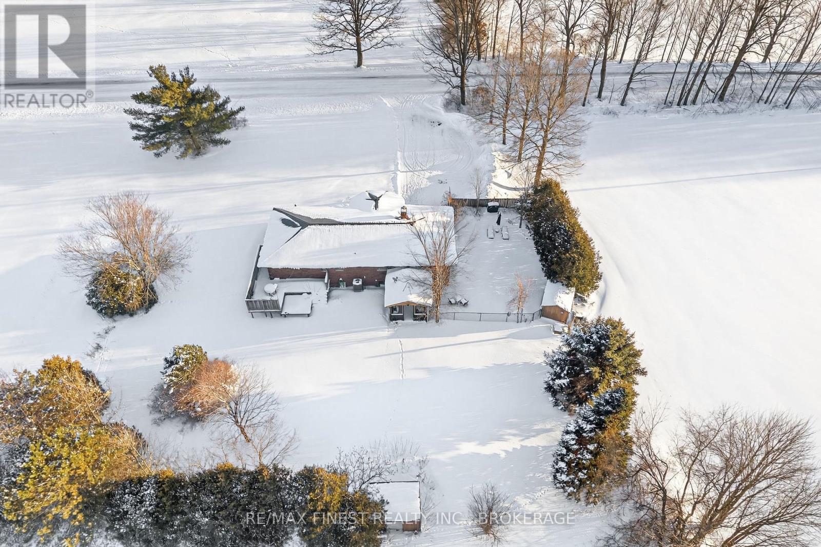 2055 Switzerville Road, Loyalist, Ontario  K7R 3K9 - Photo 45 - X12966452