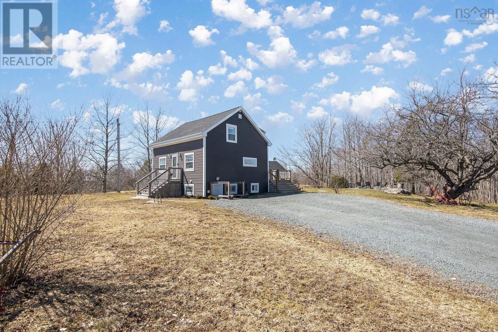 764 Cobequid Road, Lower Sackville, Nova Scotia  B4C 4A2 - Photo 1 - 202606876