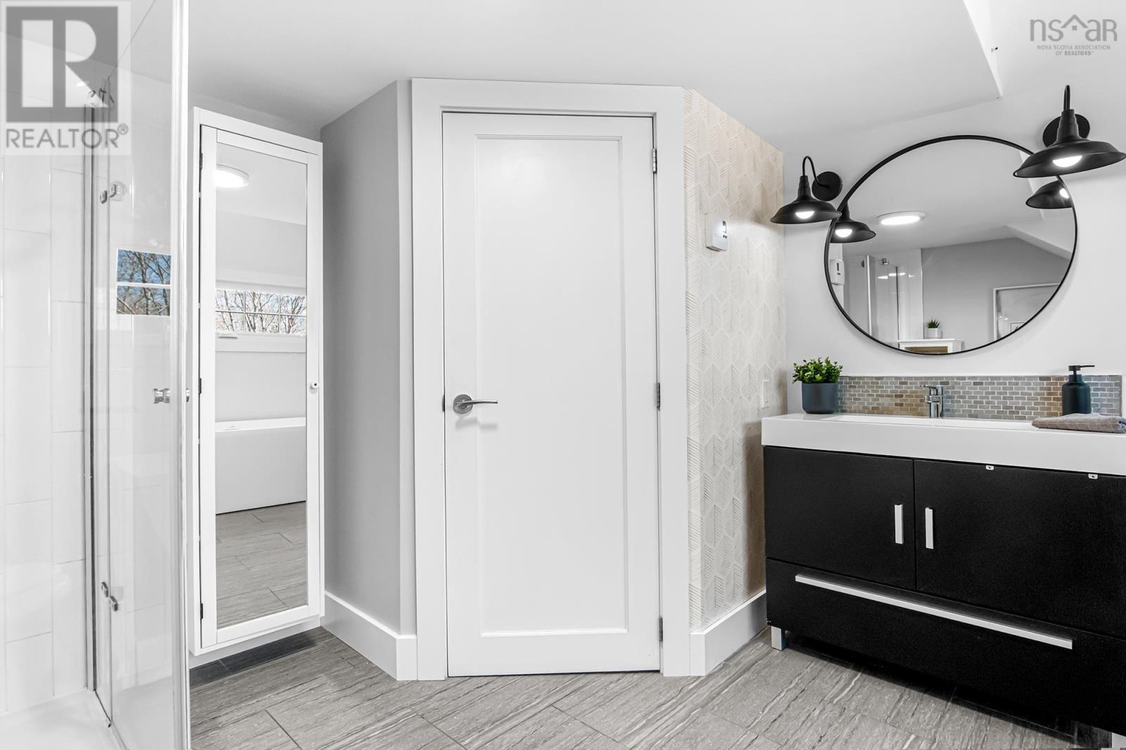 764 Cobequid Road, Lower Sackville, Nova Scotia  B4C 4A2 - Photo 17 - 202606876