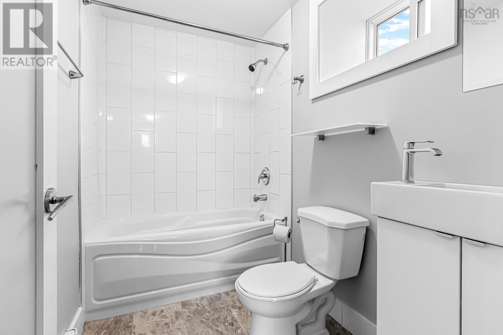 764 Cobequid Road, Lower Sackville, Nova Scotia  B4C 4A2 - Photo 31 - 202606876