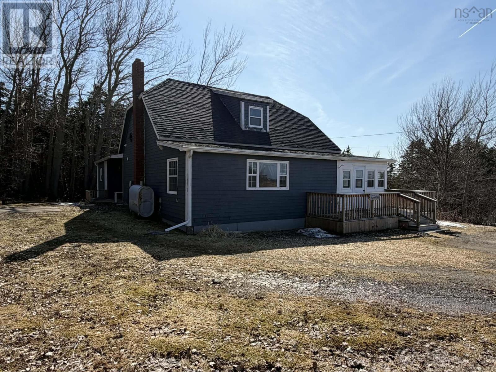 126 Pembroke Road, Grand Étang, Nova Scotia  B0E 1H0 - Photo 3 - 202607094