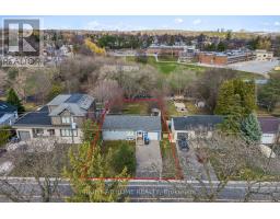 15 PIONEER DRIVE, Mississauga, Ontario