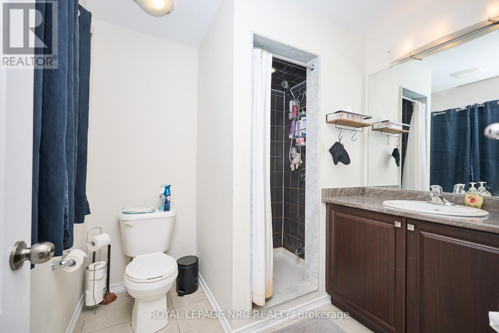 7759 White Pine Crescent, Niagara Falls, Ontario  L2H 0P1 - Photo 18 - X12634524