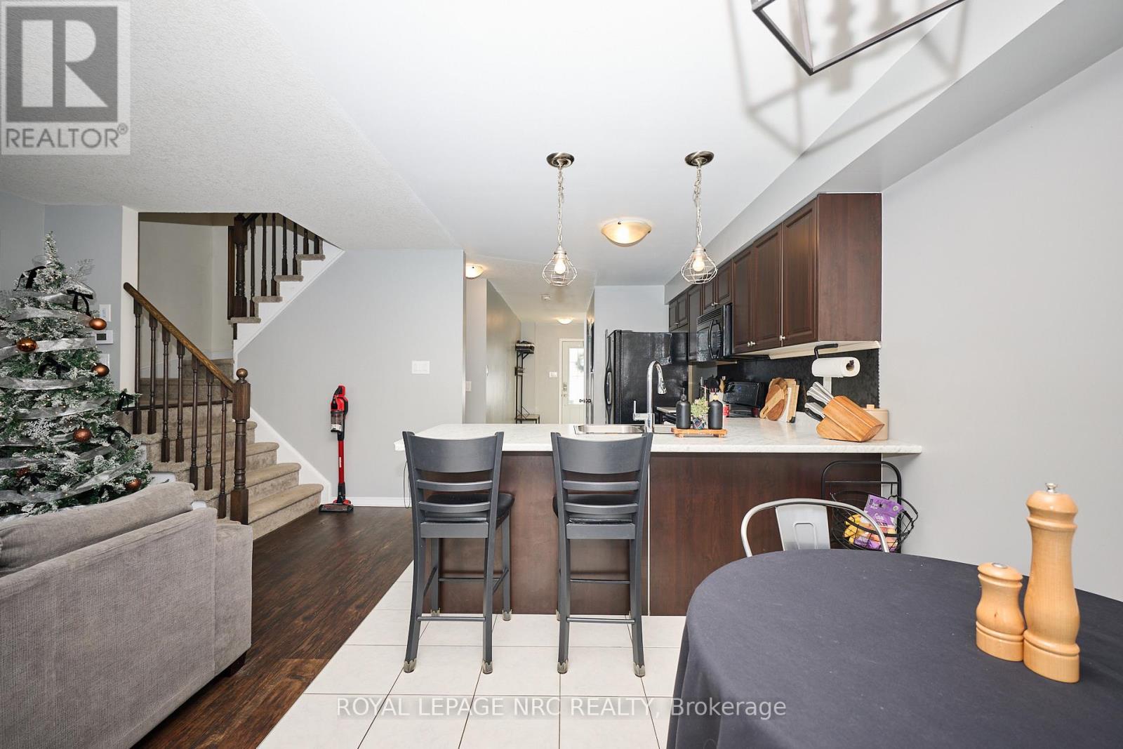 7759 White Pine Crescent, Niagara Falls, Ontario  L2H 0P1 - Photo 12 - X12634524