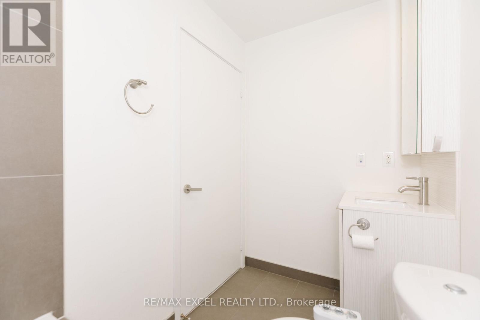 1307 - 170 Sumach Street, Toronto, Ontario M5A 0C3 - Photo 32 - C12987800