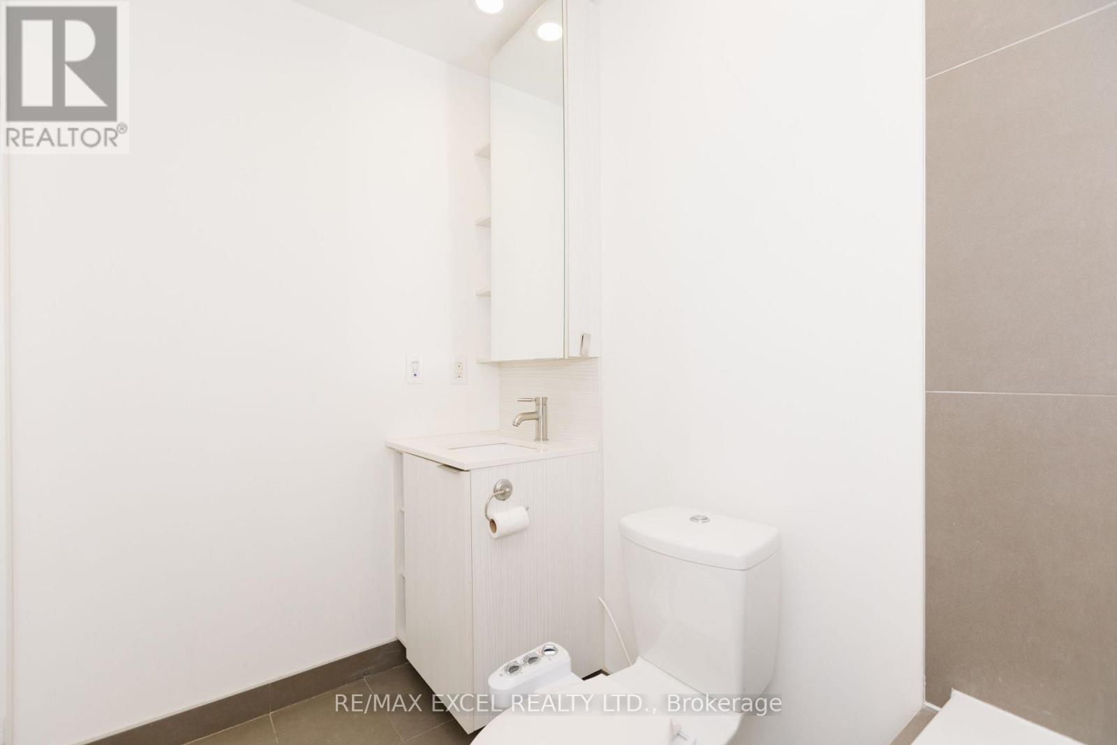 1307 - 170 Sumach Street, Toronto, Ontario M5A 0C3 - Photo 34 - C12987800