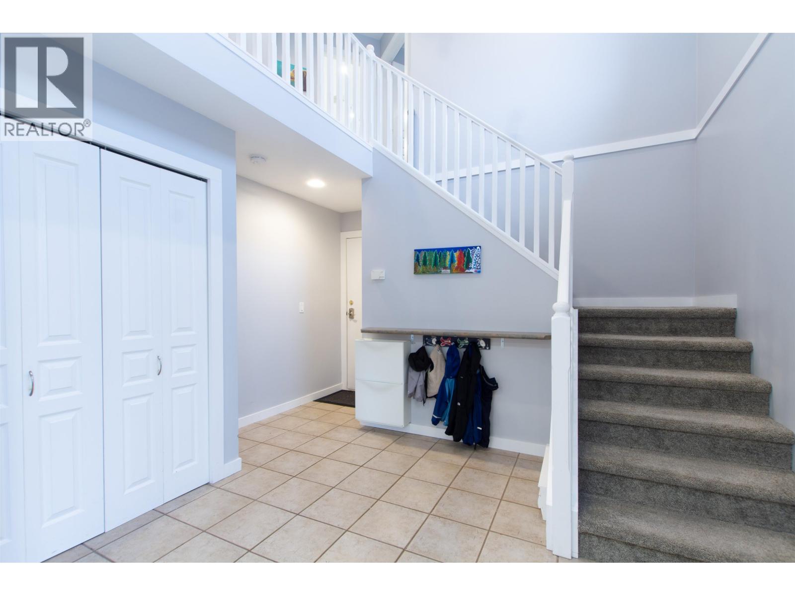 1027 Pia Road, Squamish, British Columbia  V0N 1T0 - Photo 2 - R3110130