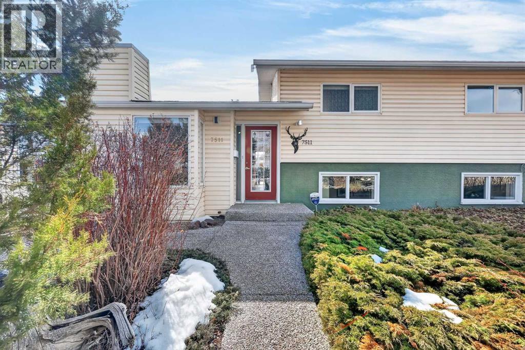 7511 5 Street SW, Calgary, Alberta